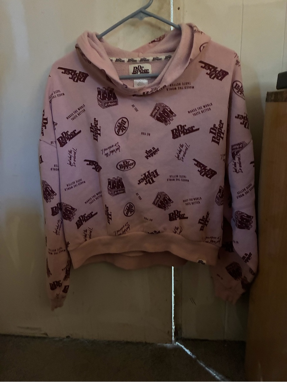 Dr. Pepper Pink Logo Cropped Hoodie - Women gently worn
